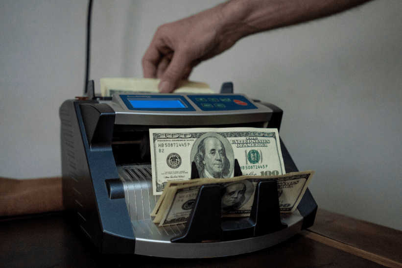 El Gobierno nacional dejó sin efecto el límite anual de USD 36.000 para cobrar por servicios al&nbsp;exterior