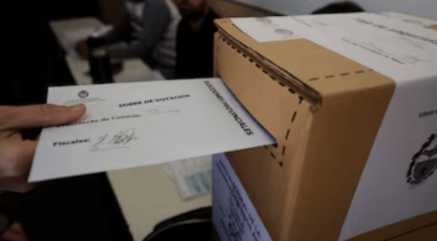 Elecciones legislativas: 57 alianzas y un nuevo equilibrio político en los 24&nbsp;distritos