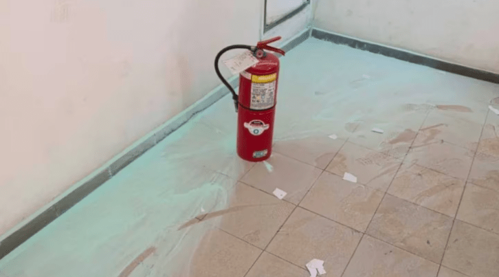 Graves destrozos en un colegio de Mendoza durante el último día de&nbsp;clases